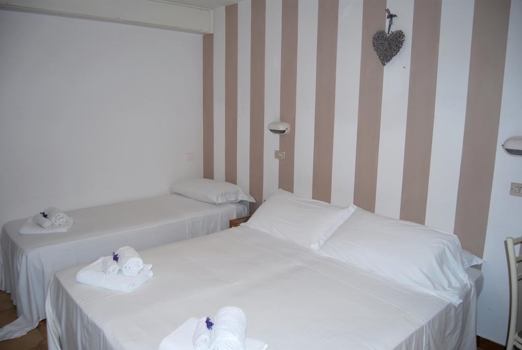 Hotel Abay ริมินี ภายนอก รูปภาพ